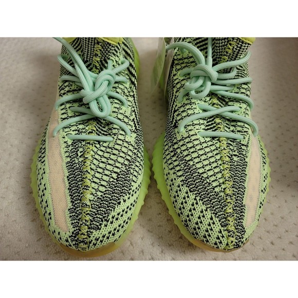 NIB Adidas Yeezy Boost 350 V2 Yeezreel Non-Reflective FW5191, size 10 - Picture 3 of 8